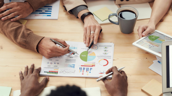 Consultoria de marketing de BarmetMedia.